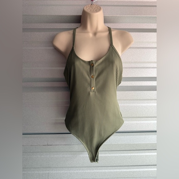 Victoria's Secret Tops - Women’s Victoria’s Secret Sport Ribbed Bodysuit Scoop Neck Green Size Small